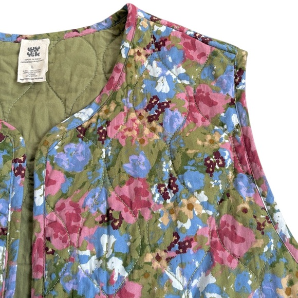 Like New Lucy & Yak Floral Quilted Open Front Vest Size Large - Picture 6 of 10
